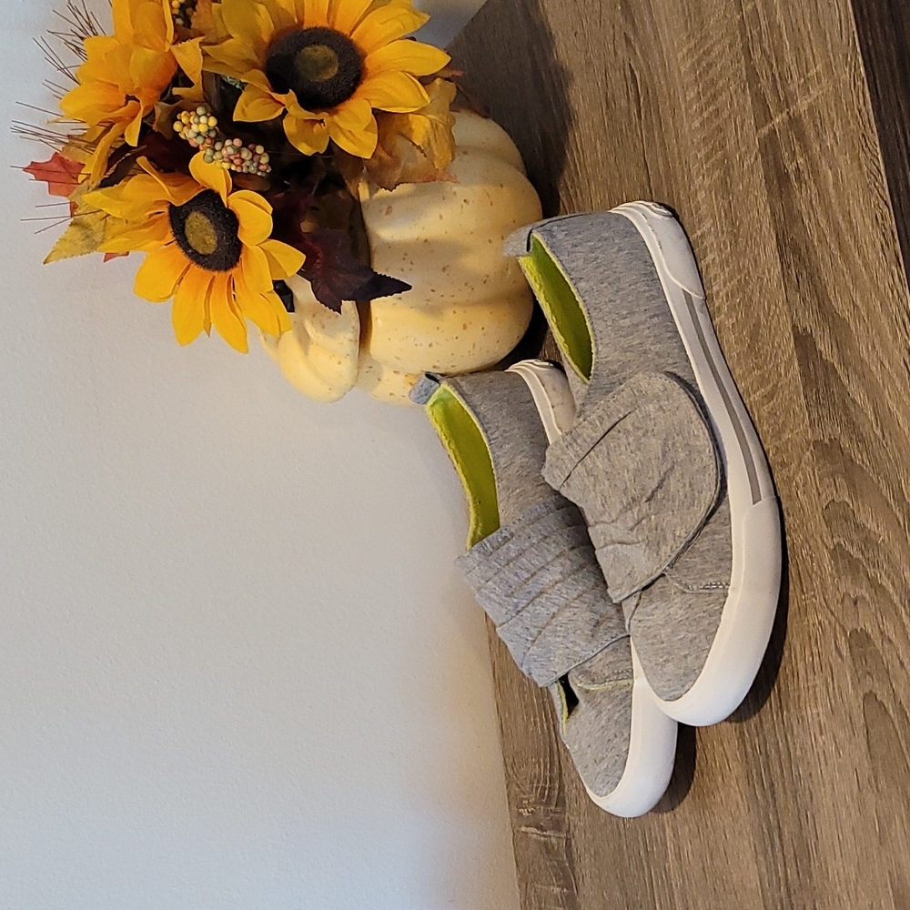 Cute comfy slip ons❤